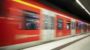 S-Bahn Stuttgart: 32-Jährige in S 1 sexuell belästigt