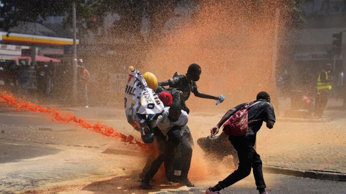 Gewaltvolle Eskalation: Weitere Proteste in Kenia erwartet