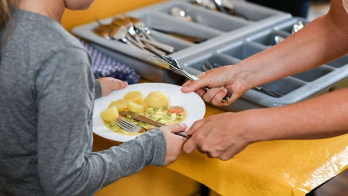 Mensa-Essen an Leonberger Grundschulen: Höfinger Schulessen ist teurer
