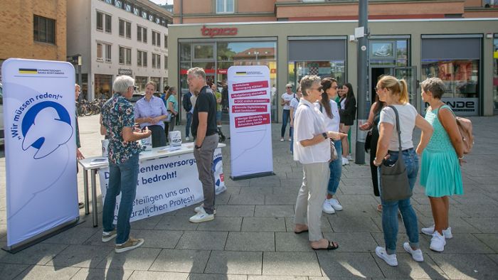 Zahnärzte protestieren in Esslingen