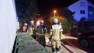 Wohnungsbrand in Stuttgart-Vaihingen: Hausbewohner können sich retten –  Frau wohl leicht verletzt
