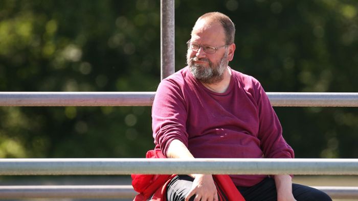 EM 2024 lässt  Claus Breitenberger kalt: Der Kultfan mit dem Herz für den Amateurfußball